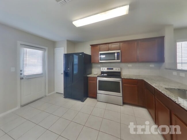 Photo - 310 Mistflower