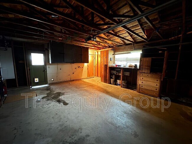 Photo - 1439 W Evans Ave