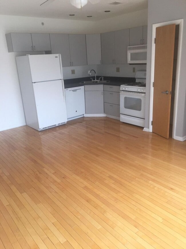 Photo - 104 S 24th St Unit 1