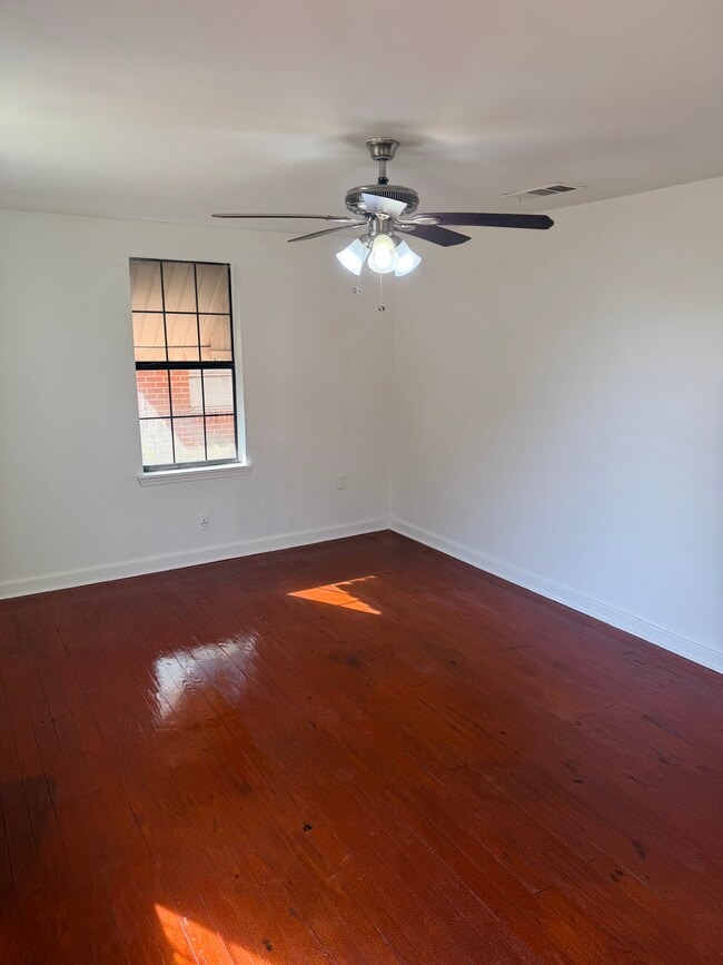 Photo - 54 Oakland St