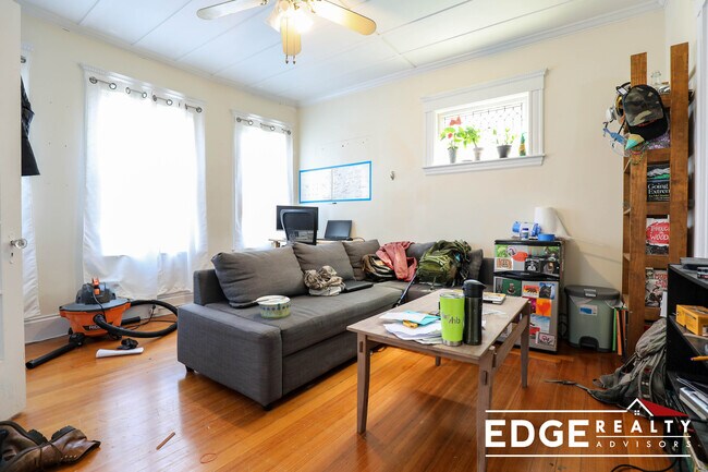 Photo - 25 Mapleton St Unit 2