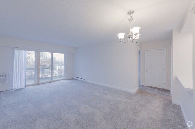 1 BR, 1 BA