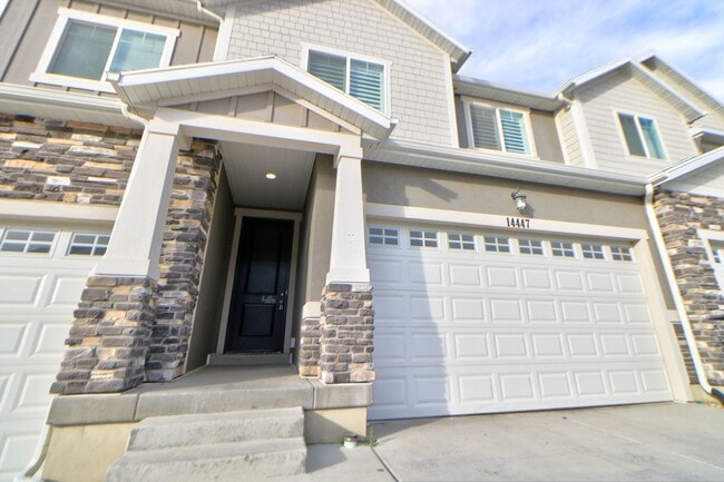 Photo - Pet friendly Herriman Townhome