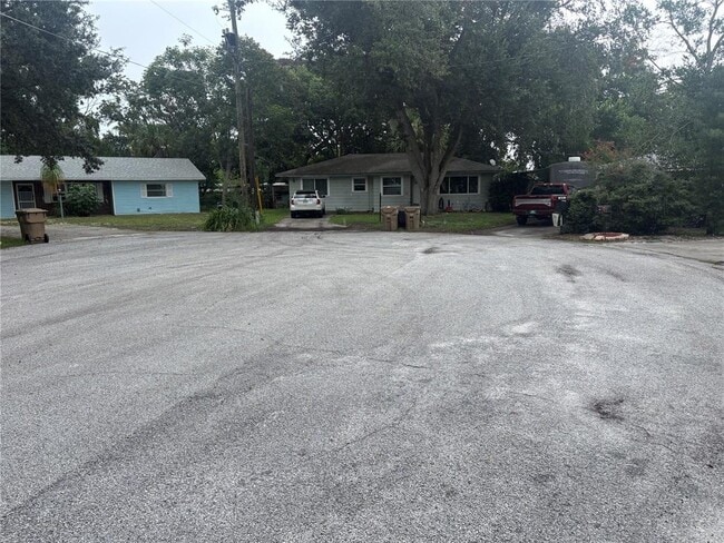 3690 Dale Ct