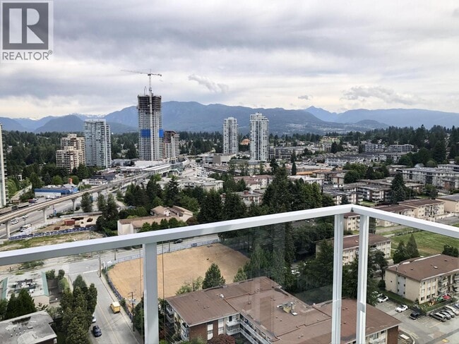 Photo - 652 Whiting Way