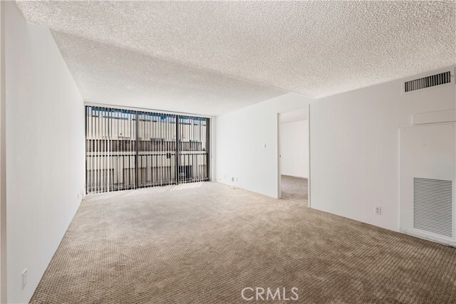Photo - 1750 E Ocean Blvd Unidad 201
