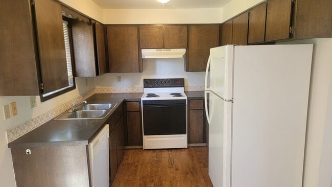 Photo - 11024 E 10th Ave Unidad 11026 E 10th Ave