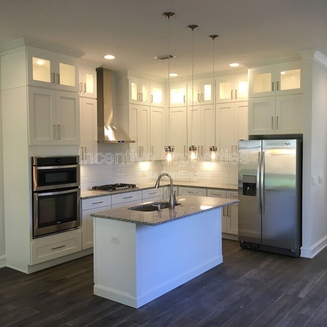 Photo - 109 E Evans St