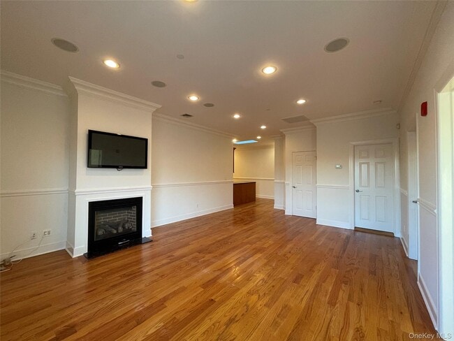 Photo - 17 Green St Unit 2C