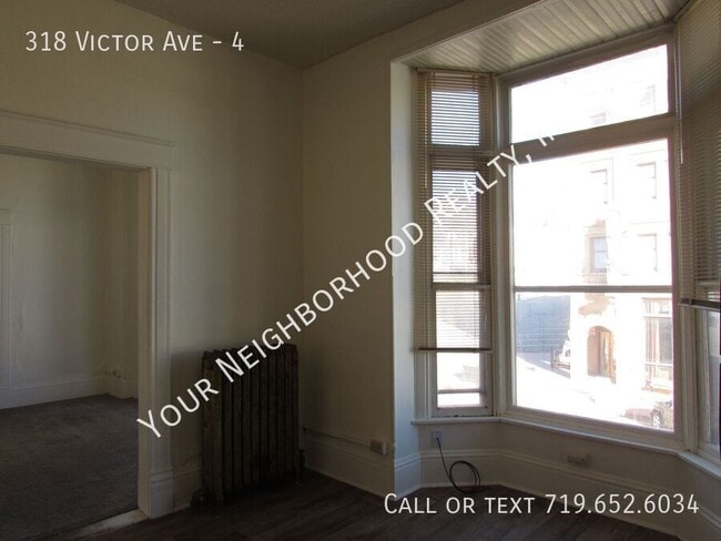 Photo - 318 Victor Ave Unidad 4