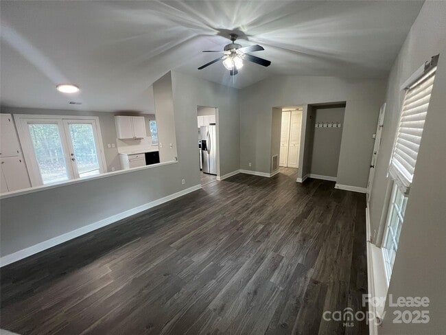 Photo - 6040 Sunset Chase Ln