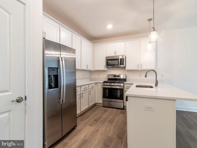 Building Photo - 33530 Old Salt Ln Unit 106