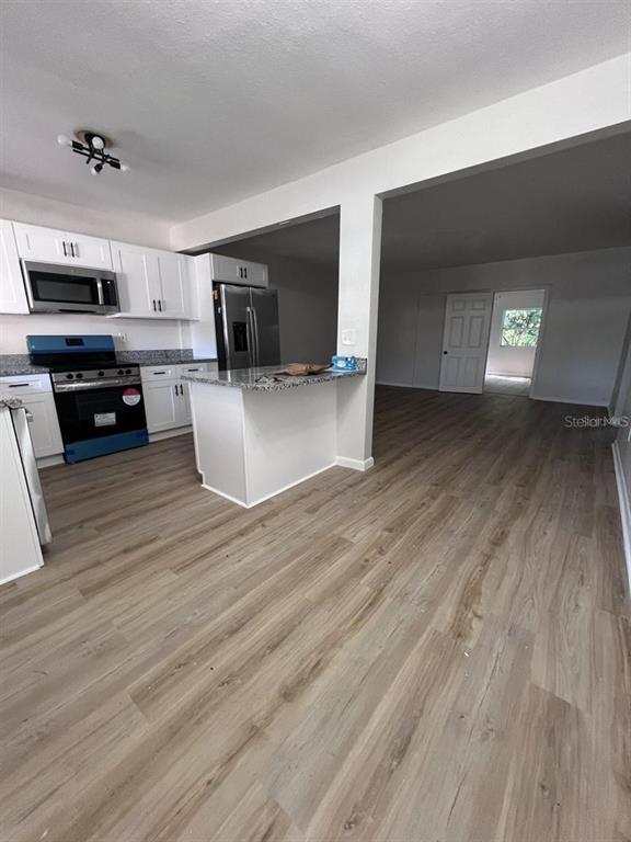 Photo - 1353 Lakeview Rd