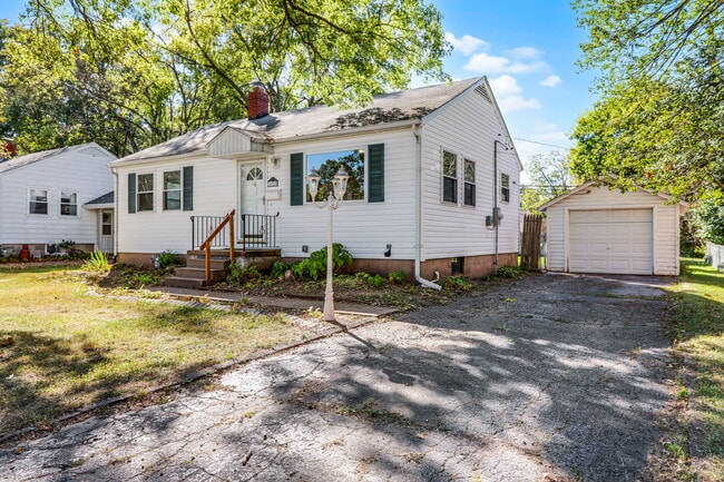 Photo - 1217 Grant Dr