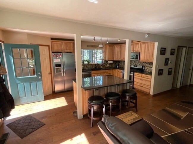 Photo - Charming pet friendly home available for a...