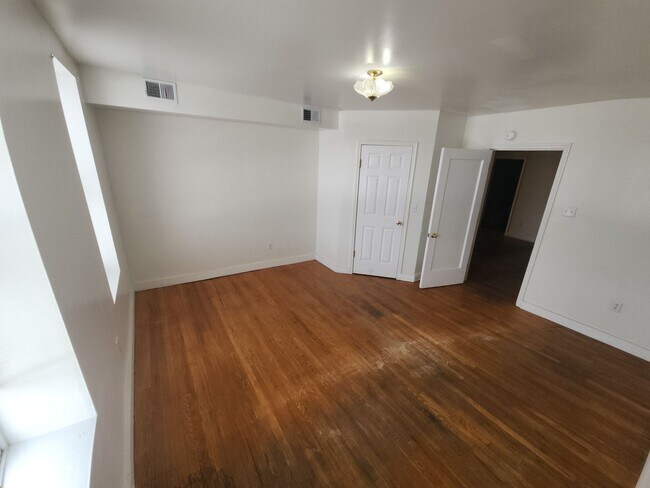 Photo - 111 Upton St Unidad 2F