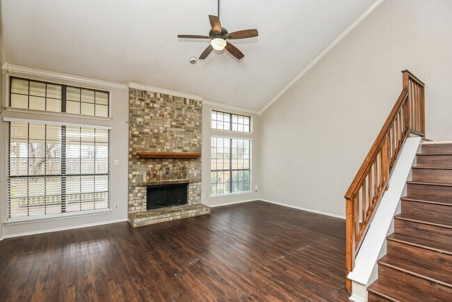 Photo - 2552 Forest Creek Dr