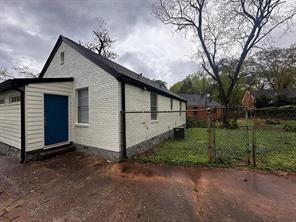 Photo - 2665 Northview Ave