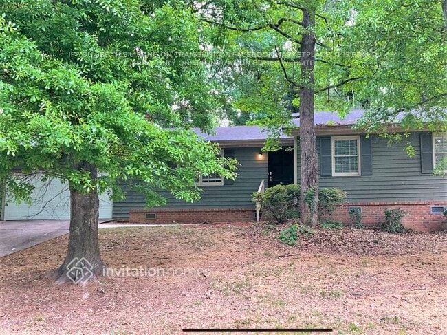 Photo - 700 Greenview Ave SE House