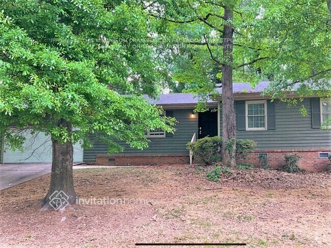 Building Photo - 700 Greenview Ave SE Rental