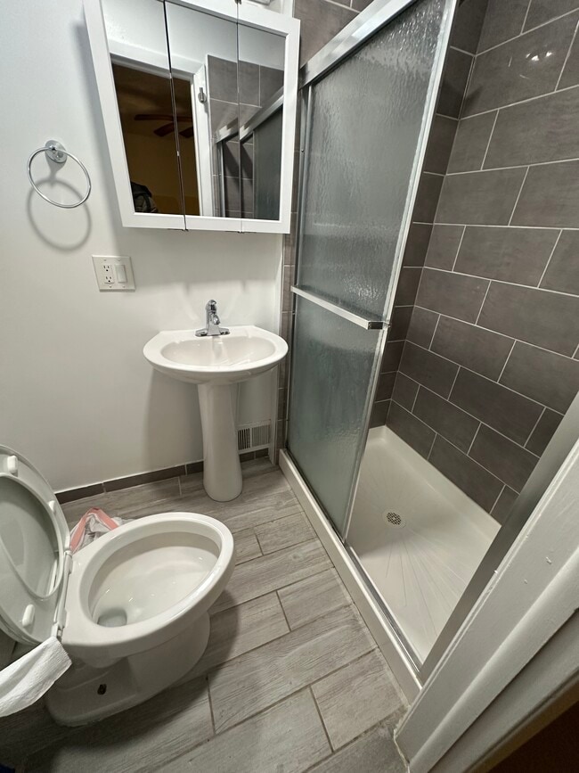 Photo - 12 Imperial Dr