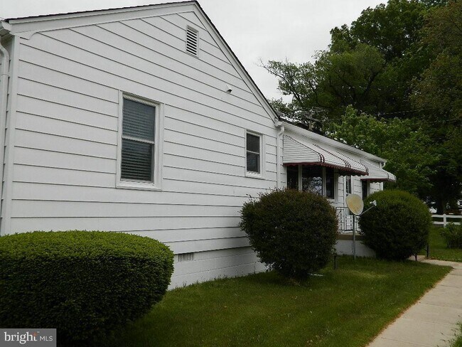 Photo - 41665 Tudor Hall Rd