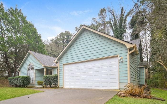 Photo - 1711 Hearthstone Way