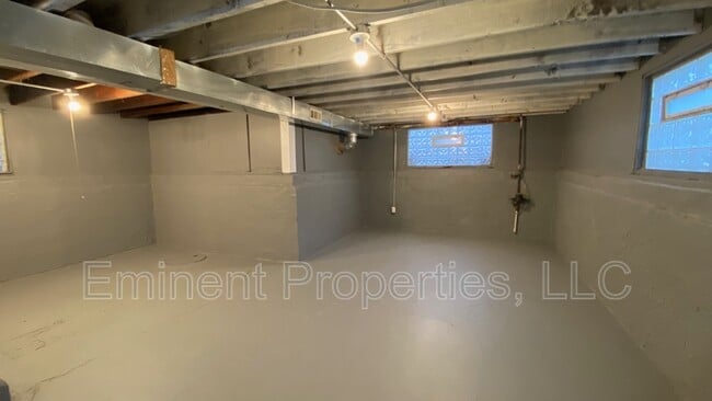 Photo - 444 W 98th St