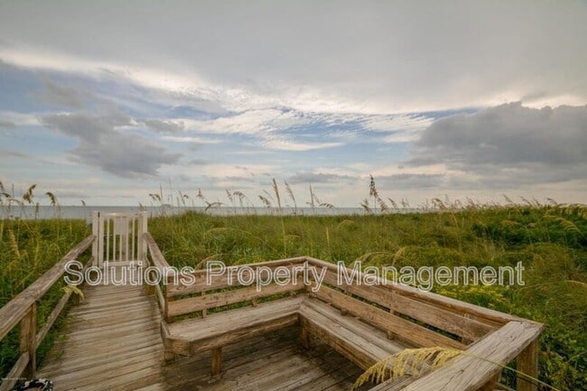 Photo - 4700 Ocean Beach Blvd