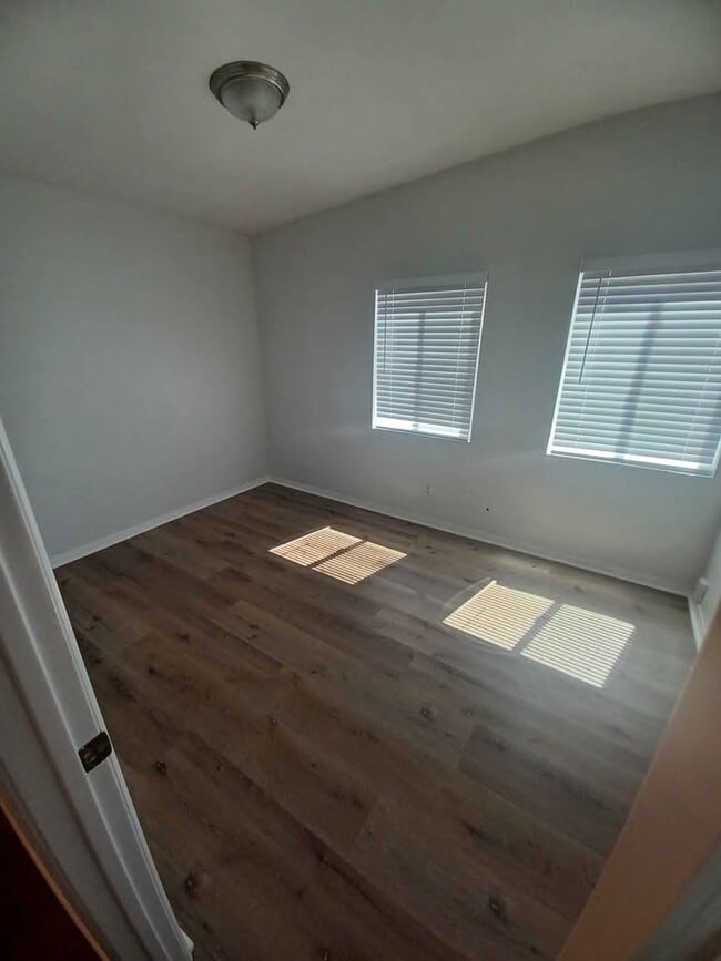 Photo - 751 Jewell Dr Unidad A