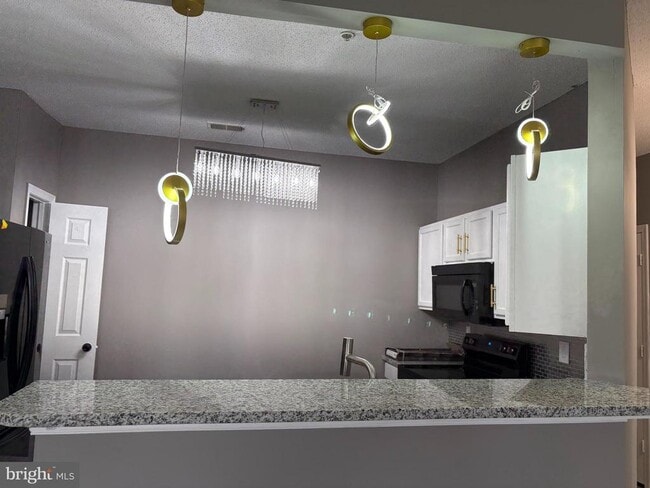 Photo - 7416 Hindon Cir