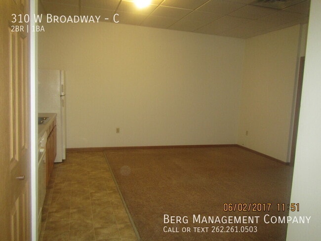 310 W Broadway-C - 310 W Broadway-C Apartment Unit C