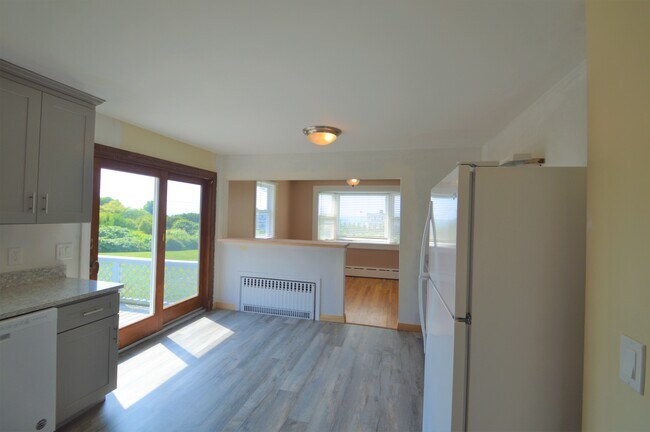 Photo - 8 Chartier Cir