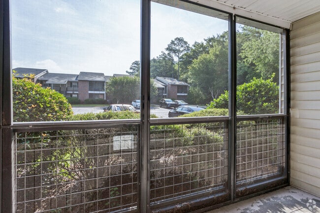 1BR, 1BA - 800SF - Patio