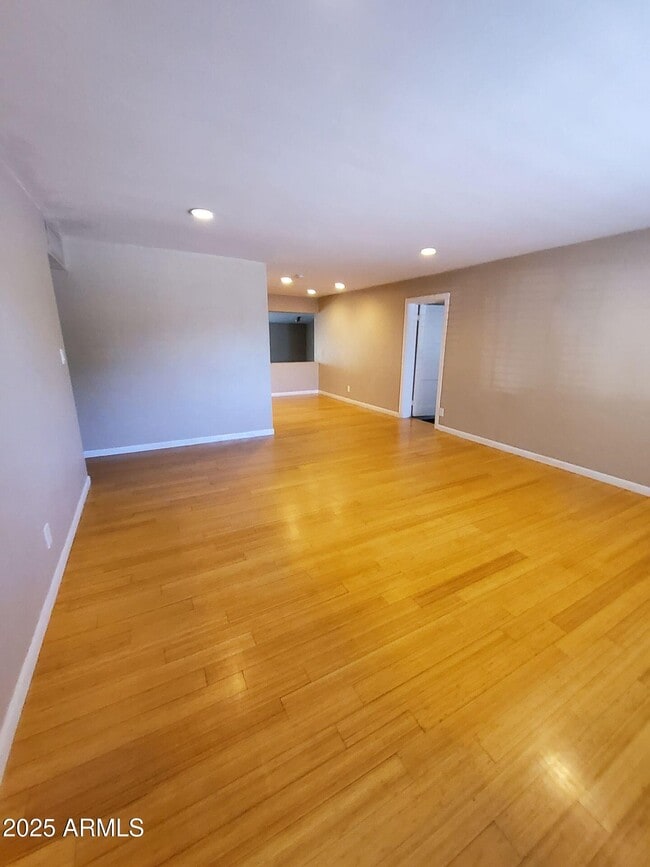 Photo - 2225 E Glenrosa Ave