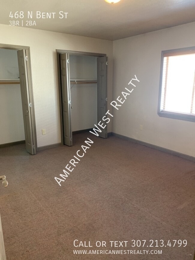 Photo - 468 N Bent St