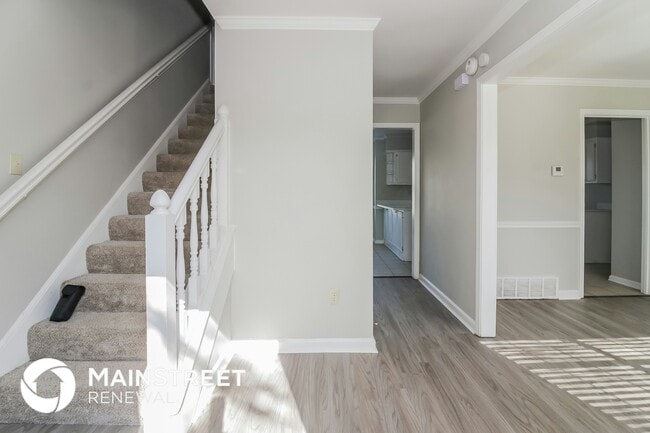 Photo - 7172 Market Square Dr