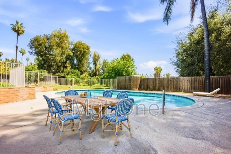 Photo - 2944 McAllister St