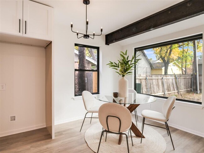 Photo - 10055 Woodland Village Dr