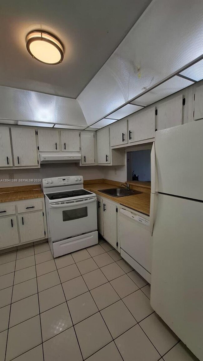 Photo - 1830 SW 81st Ave Unit 4309