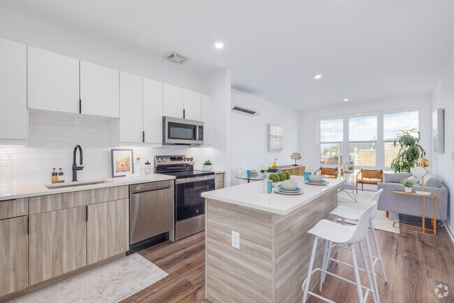 1BR, 1BA - 709SF - Kitchen