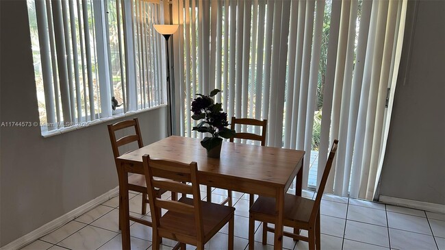 Photo - 90 Isle of Venice Dr Unit 1
