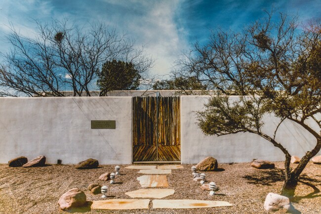 Photo - 14 Placita De Anza