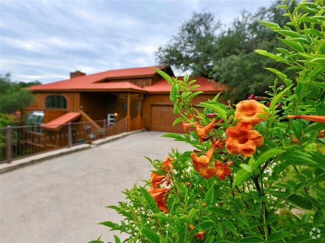 Building Photo - 10108 Talleyran Dr Rental