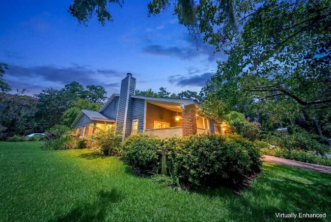 Photo - 1402 Sturbridge Pl