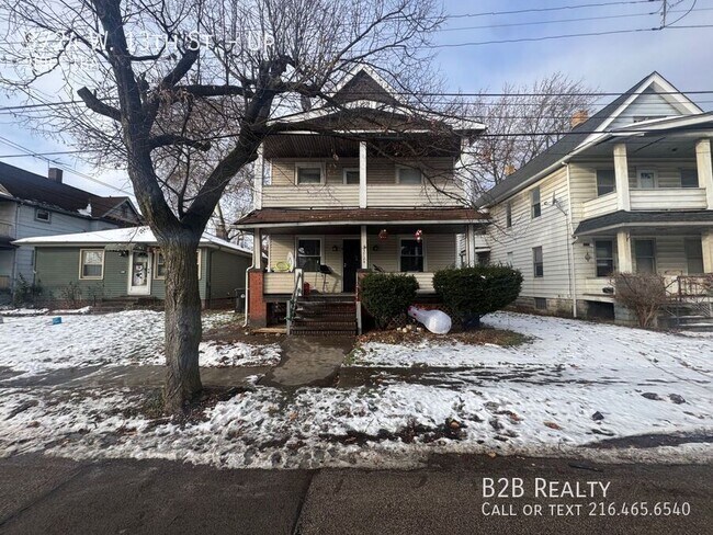 Photo - 3724 W 13th St Unidad Up