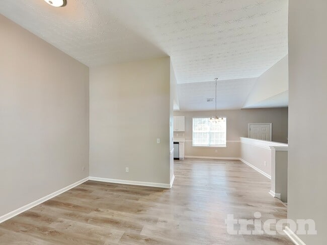 Photo - 2578 S Hills