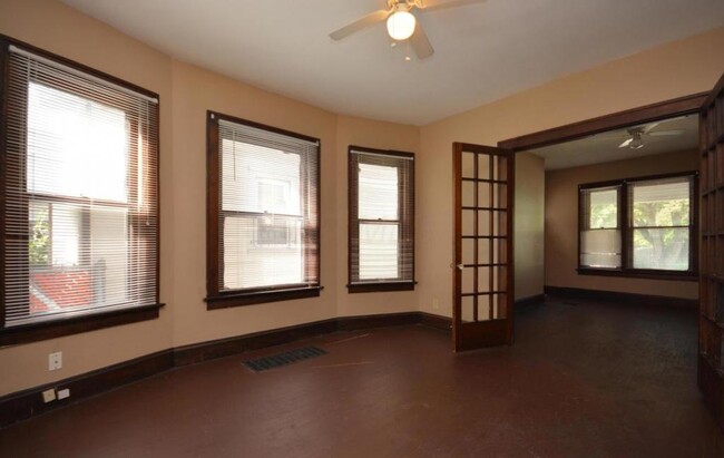 Photo - 558 Lilley Ave House