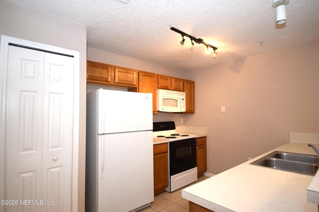 Photo - 7920 Merrill Rd Unit 1811