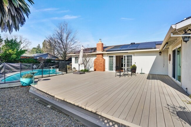 Photo - 1966 Westover Dr